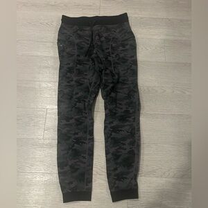 BYLT Pants Mens Medium Gray Camo Elite Jogger Athletic Performance